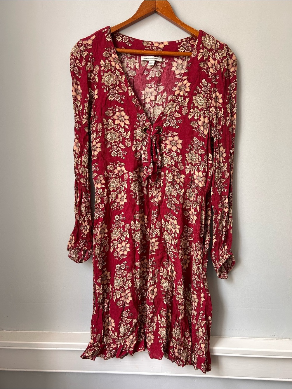 AEO American Eagle Outfitters ~M~ Floral Long Sleeved Tie‎ Front Dress